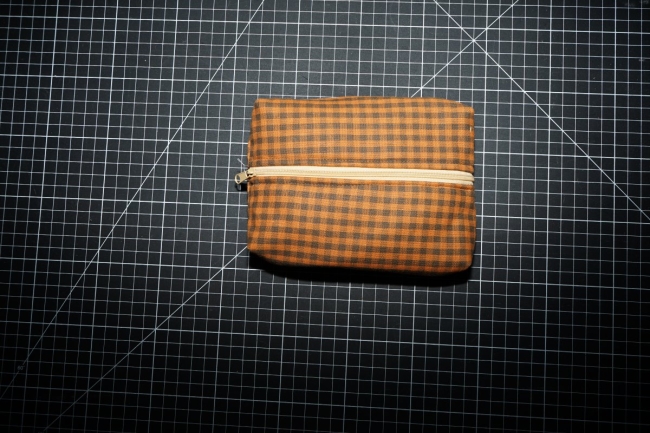 Trousse à carreaux